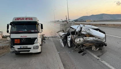 Hurdaya dönen araç 16 yaşındaki çocuğa mezar oldu
