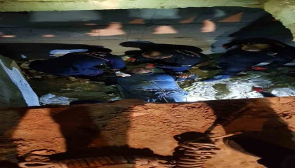 İnşaatta çukura düşen işçinin imdadına itfaiye yetişti