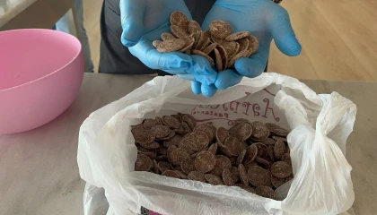 Ispartada öğretmenler gününe tatlı bir dokunuş: gül ve elma aromalı Öğretmen Çikolatası