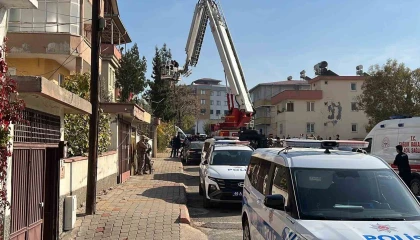 Kahramanmaraşta rehin alınan aileyi özel harekat polisi kurtardı
