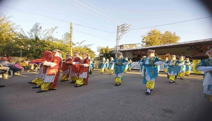 Kayışlıda mahalle halkı buğday ekimini şenlik ile kutladı