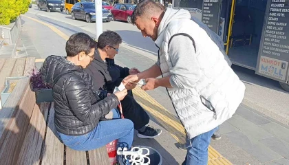 Kaza yapan minibüs sürücüsüne Alman yolcudan KDVli kova cezası