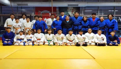 Kepezin judocuları şampiyonalara hazırlanıyor