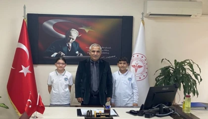 Kumbaralarındaki parayla tekerlekli sandalye aldılar