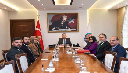 Mersinde hayırsever iş insanı her biri 24 derslikli 2 okul yaptıracak