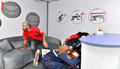 Mersinde muhtarlara afet farkındalık eğitimi veriliyor