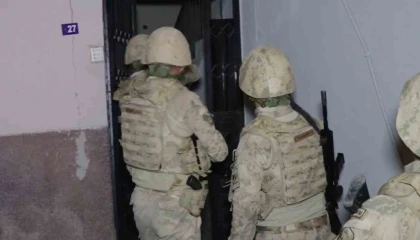Mersinde terör örgütü PKK/KCK operasyonu: 6 gözaltı
