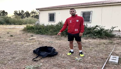 Mesa Spor Kulübünün çalınan lisansları, tesislerin yanındaki otluk alanda bulundu