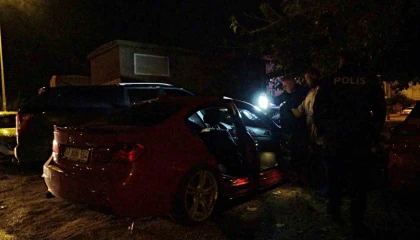 Otomobilin çarpıp kaçtığı motosikletli ağır yaralandı, sürücü 3 saat sonra teslim oldu