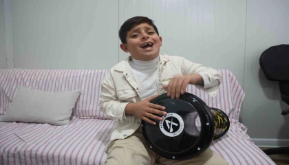 9 Yaşındaki Ahmet'in Müzik Tutkusu