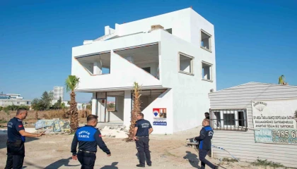 Seyhan Belediyesi kaçak yapılara izin vermiyor