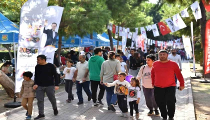 Tarsus Festivali esnafın yüzünü güldürdü