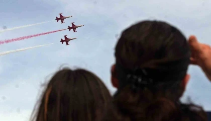 Türk Yıldızları Antalyada Ataya saygı için uçacak