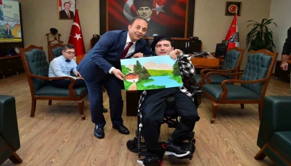 5 aylıkken babası şehit olan bedensel engelli Savaş tüm zorluklara rağmen devletin desteğiyle üniversiteyi kazandı