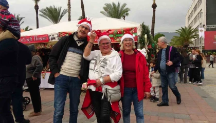 Alanyada geleneksel Noel pazarı kapılarını misafirlere açtı