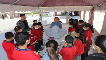 Alanyada öğrenciler sanatla tanışıyor