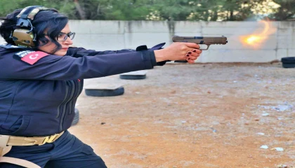 Antalya Emniyetinin Lara Corftu: Eğitiminden geçen polis karanlıkta hedefi 12den vuruyor