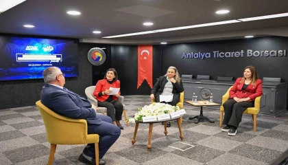 Antalyada Tarımsal Kooperatifçiliğin Geleceği paneli düzenlendi