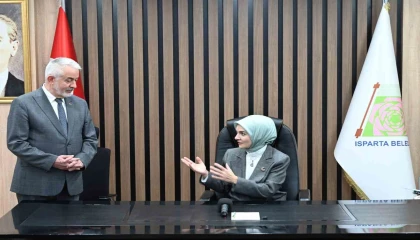 Bakan Göktaş: “Sosyal hizmetler ve belediyecilikte Isparta örnek bir şehir”