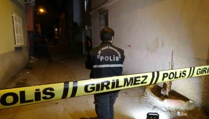 Bekçi, cezaevi firarisini ayağından vurup yakaladı