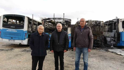 Burdurda alev alev yanan 6 halk otobüsünde kundaklama iddiası