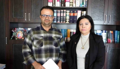 Eski eşinin akıl sağlığının yerinde olduğunu kanıtlamak için 18 yılda 400e yakın dava açtı