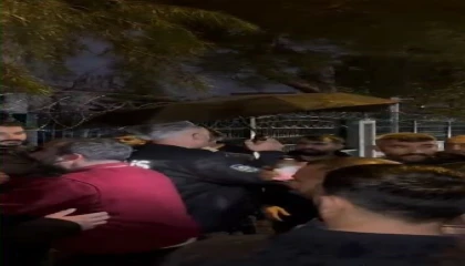 Esnaf ile vatandaşların park kavgasını biber gazı da ayıramadı