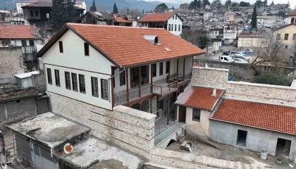 Görgel, “Arslanbey Konağı ve Kasap Hali ayağa kalkıyor”