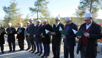 Kahramanmaraşta deprem şehitleri anısına bin bir hatim