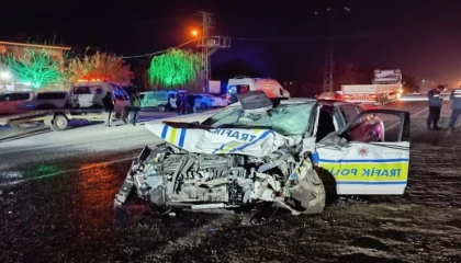 Kahramanmaraşta trafik kazası: 1 ölü, 2si polis 3 yaralı