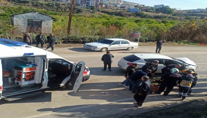 Kozanda trafik kazası: 2 yaralı