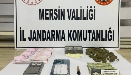 Mersinde 5 kişi çok miktarda uyuşturucu ile yakalandı
