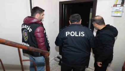 Mersinde hırsızlık suçundan aranan 27 firari yakalandı