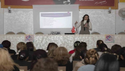Mersinde kadınlar meme kanseri konusunda bilinçlendiriliyor