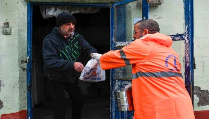Muratpaşa sıcak desteğini aksatmadı