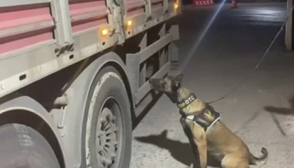 Osmaniyede durdurulan tırda 21 kilo 700 gram uyuşturucu ele geçirildi