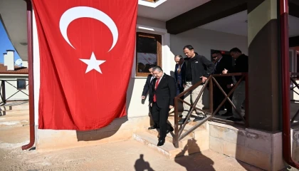 Osmaniyede yapımı tamamlanan 20 köy evinin anahtar teslimi yapıldı