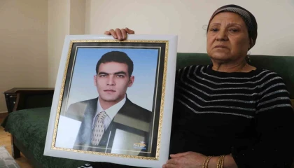 Hataylı anne Biz evlat acısı gördüysek, inşallah Esad da görür