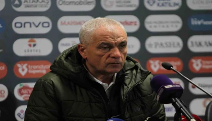 Rıza Çalımbay: Arkadaşlarımız konsantre olamadı, biraz da küçük gördüler