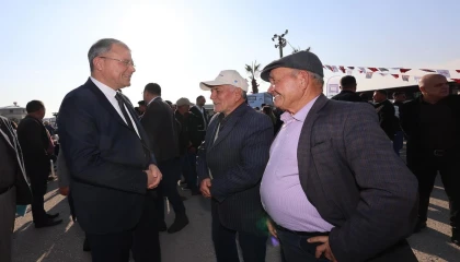 Silifke Belediye Başkanı Turgut, “Emekliler çayı 2,50 TLye içecek, öğrenciler ise yemeği 20 TLden yiyecek”