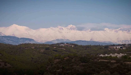 Toros Dağlarında kar kılığına artıyor