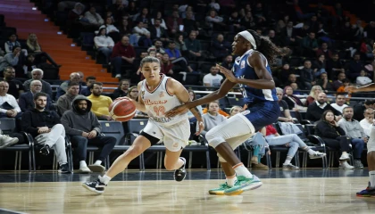 Türkiye Kadınlar Basketbol Ligi: ÇBK Mersin: 83 - Emlak Konut: 82