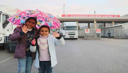 Suriye'den Dönüş Yolu: Çocuklar Özlem Duyuyor