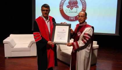 Yusuf Dikeçe, Süleyman Demirel Üniversitesi tarafından fahri doktora payesi