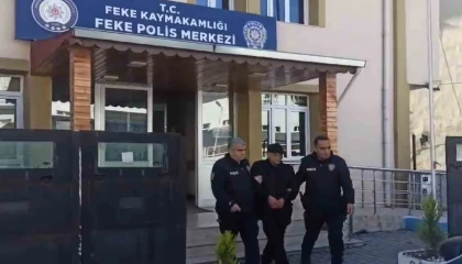 Adanada fırından cep telefonu çalan hırsız tutuklandı