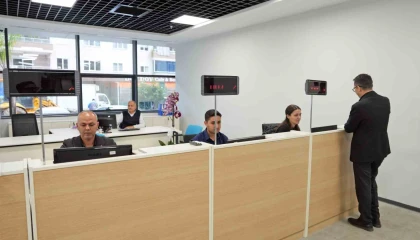 Alanya Belediyesi yeni binasında hizmete başladı