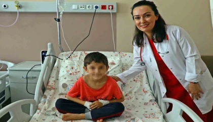 Ambulansta Annemin parası yok diyen küçük Efe ve 2 kardeşi devlet korumasında