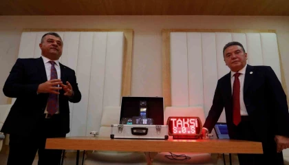 Antalyada ticari taksilere panik butonlu araç takip ve kamera sistemi