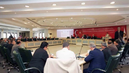 Başkan Özçelik: Balıkçı Barınağı tüm yasal hakları ile Balıkçılar Kooperatifine kiraya verilsin, tüm resmi işlemleri de belediye yapsın