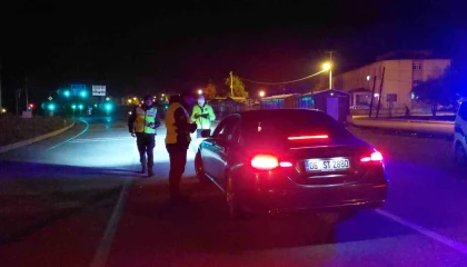 Burdur Tefennide yılbaşı tedbirleri sabah saatlerine kadar sürecek